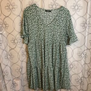 Women's Funjuly Green White Flower Short Ruffled Sleeve Tiered  Dress Size Large